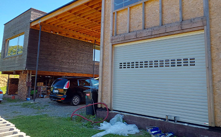 Rolovací garážová vrata rolovací