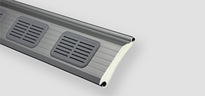 Rolovací garážová vrata vetrací mřížky